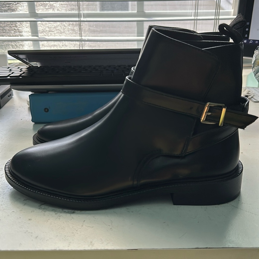 New w/o tag H&M black boots